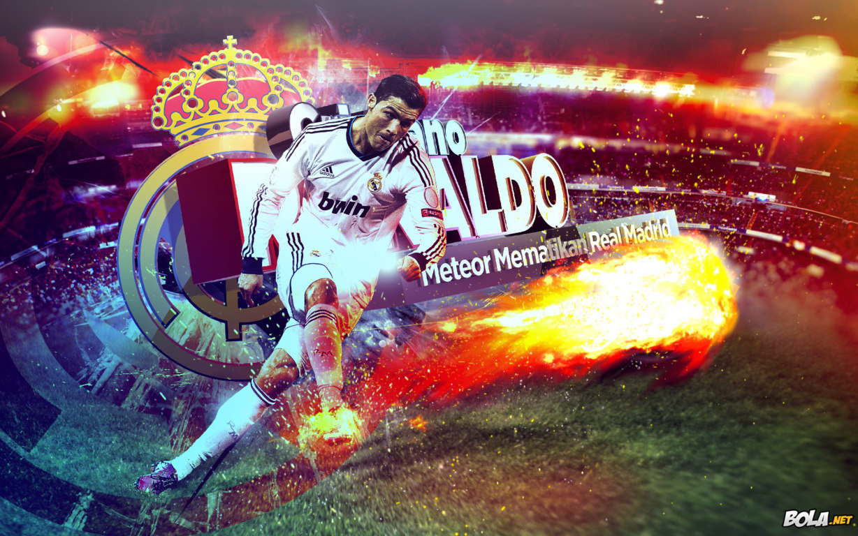 Cristiano-Ronaldo-Real-Madrid-Wallpaper-HD-2013